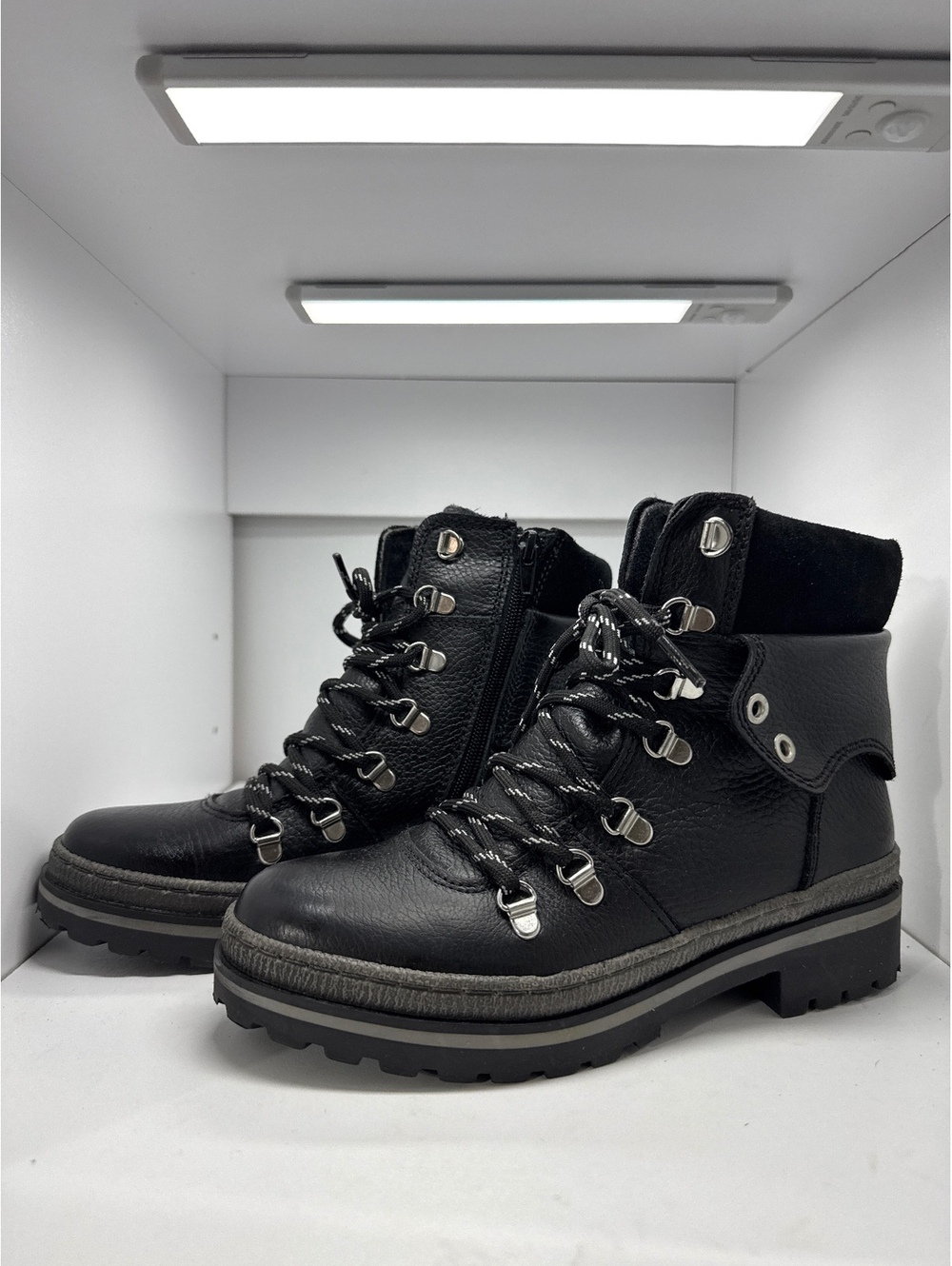 elicomichael Black Leather Hiking Boots Size 35 - Rugged & S